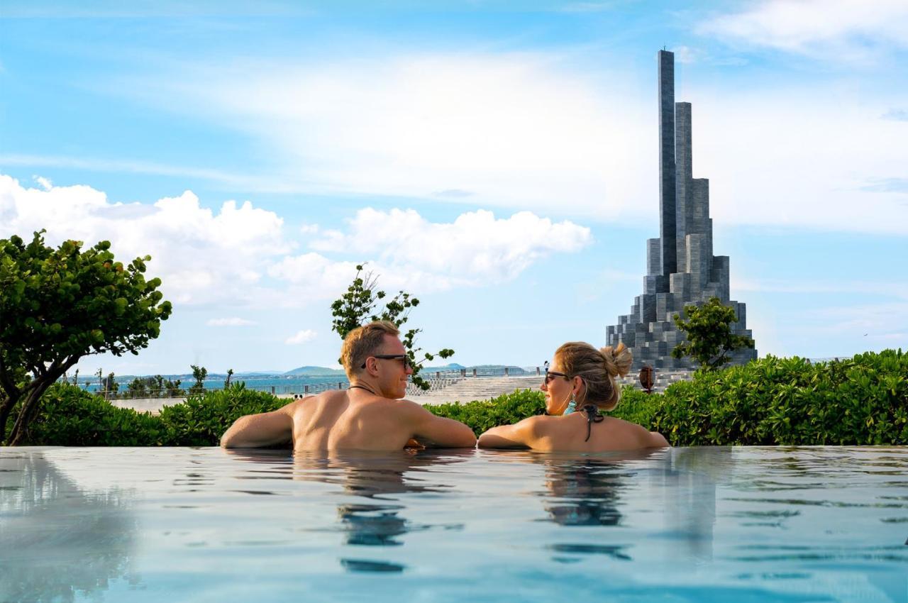 Stelia Beach Resort Tuy Hoa Bagian luar foto